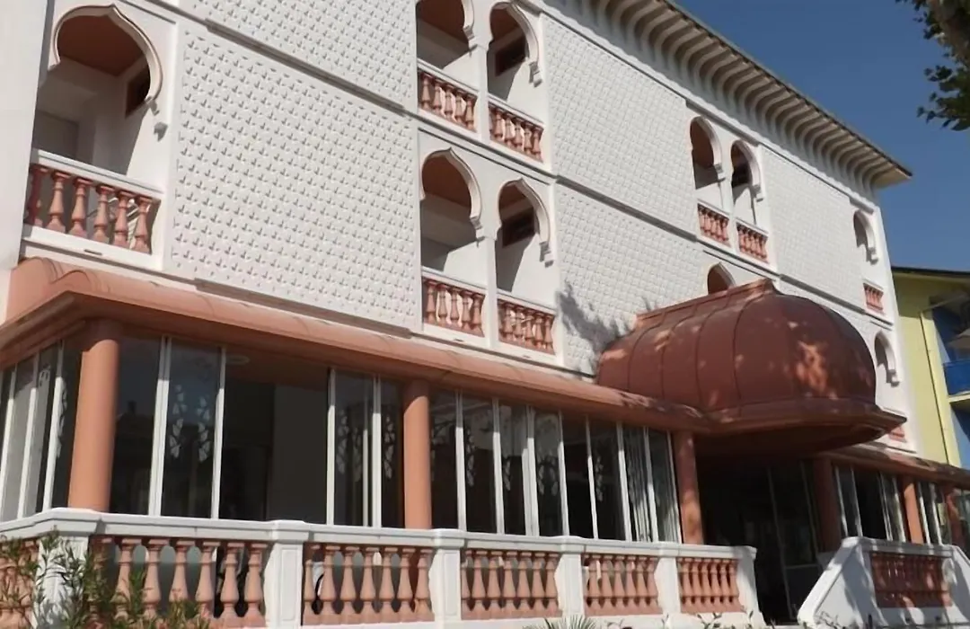 Hotel Victory-1